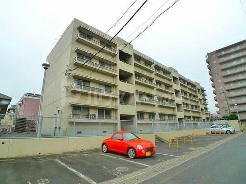 千葉県松戸市三ケ月 築37年8ヶ月 4階建