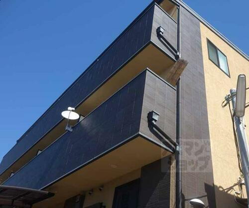 京都府京都市東山区泉涌寺東林町 築18年9ヶ月 3階建