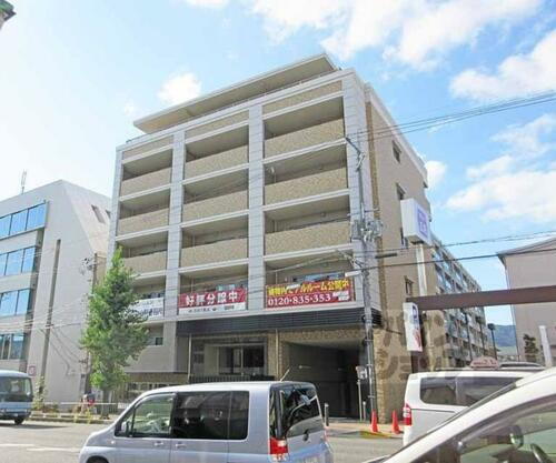 ヴェリテ・ラウロ山科音羽川 7階建