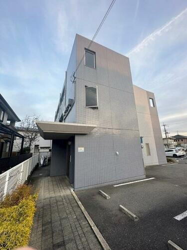 兵庫県明石市大久保町大窪 3階建 築21年9ヶ月
