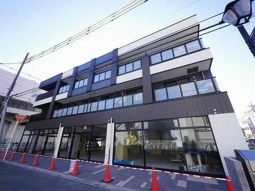 埼玉県草加市氷川町 築7年11ヶ月 3階建