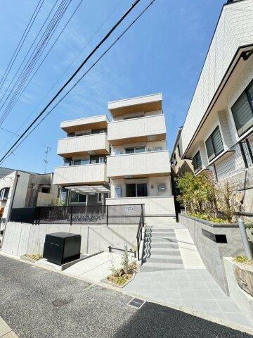 兵庫県神戸市中央区籠池通３丁目 3階建 