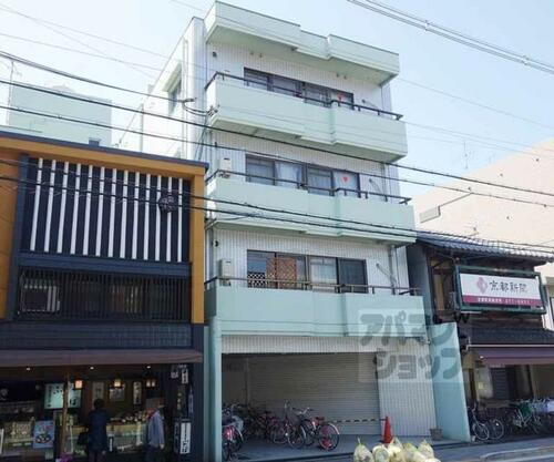 京都府京都市下京区七条通大宮東入大工町 4階建