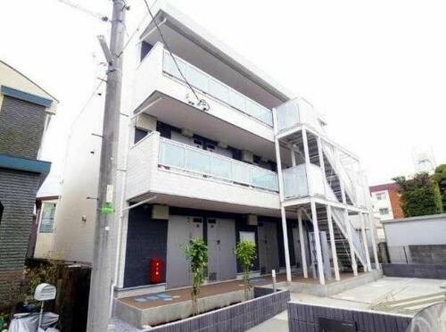 千葉県松戸市小金 築8年9ヶ月 3階建