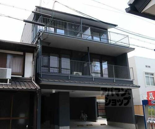 京都府京都市東山区塗師屋町 築2年10ヶ月 3階建