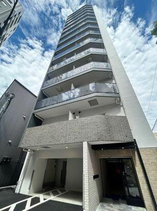 東京都台東区蔵前３丁目  14階建