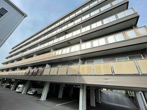 高知県高知市鴨部３丁目 賃貸アパート