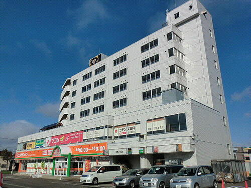 北海道札幌市東区本町二条８丁目 7階建