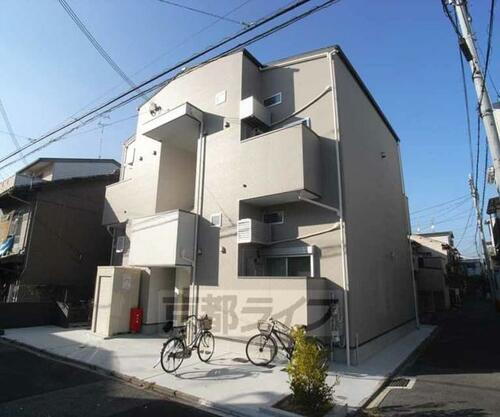 京都府京都市南区八条源町 築8年11ヶ月 2階建