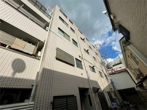 兵庫県神戸市中央区東雲通１丁目 5階建