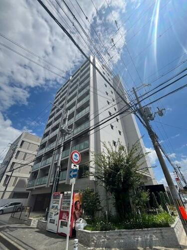 大阪府吹田市垂水町３丁目 11階建