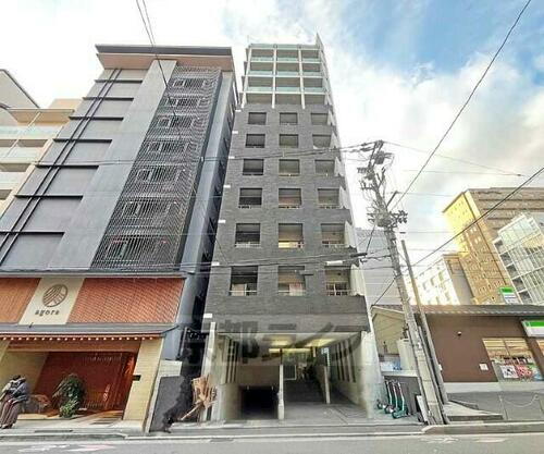 京都府京都市下京区西洞院通四条下る妙伝寺町 築17年9ヶ月 地上12階地下1階建