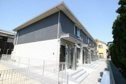 兵庫県明石市大久保町大窪 2階建