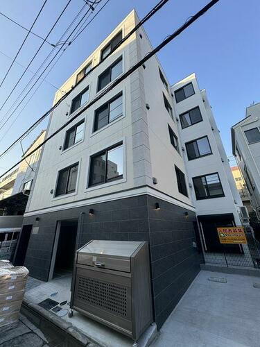 東京都荒川区東日暮里４丁目 築1年3ヶ月 5階建