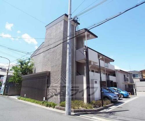 京都府京都市右京区花園寺ノ内町 築14年1ヶ月 3階建