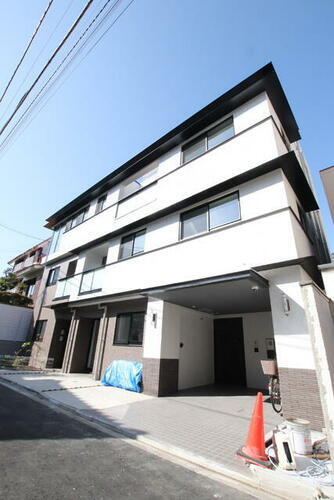 東京都台東区上野桜木１丁目 賃貸マンション