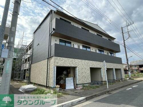 東京都日野市東平山３丁目  3階建