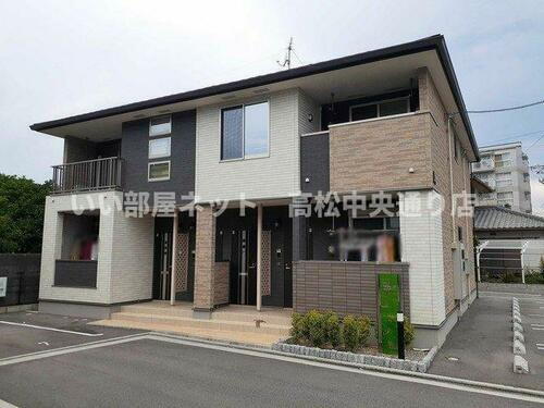 香川県高松市屋島西町 賃貸アパート