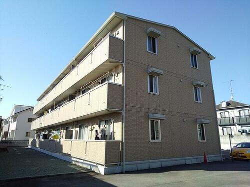 愛媛県松山市正円寺３丁目 賃貸アパート