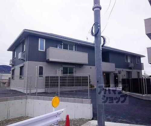 京都府京都市山科区北花山大林町 築2年11ヶ月 2階建