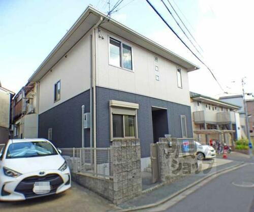 京都府京都市左京区吉田泉殿町 築18年11ヶ月 2階建