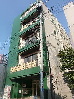 東京都江戸川区西小松川町 5階建