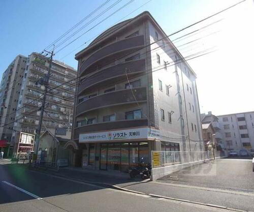 京都府京都市右京区梅津南広町 築32年3ヶ月 5階建