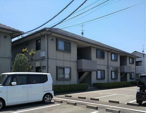 愛媛県伊予市下吾川 賃貸アパート