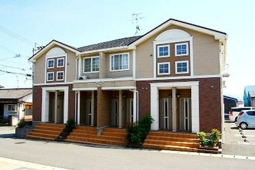 熊本県熊本市東区小山２丁目 築18年1ヶ月 2階建