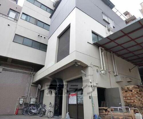 京都府京都市下京区黒門通五条上る柿本町 築36年11ヶ月 4階建