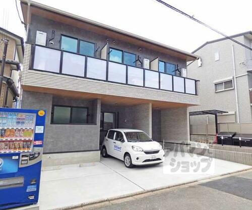 京都府京都市左京区北白川久保田町  2階建