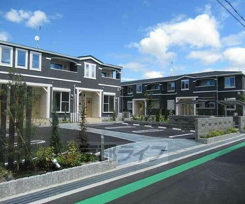 京都府木津川市木津殿城 築3年5ヶ月 2階建