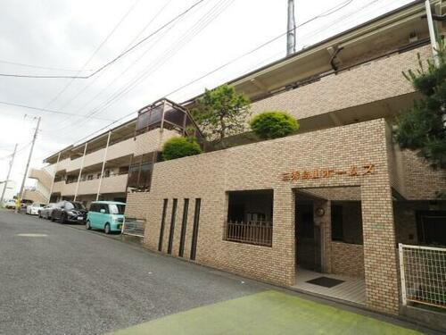 三秀烏山ホームズ 3階建