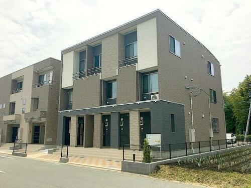 熊本県菊池郡菊陽町大字津久礼 築7年12ヶ月 3階建