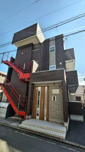 千葉県千葉市稲毛区稲毛台町 築9年2ヶ月 3階建