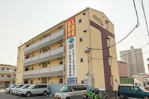 オリーブコート三吉２