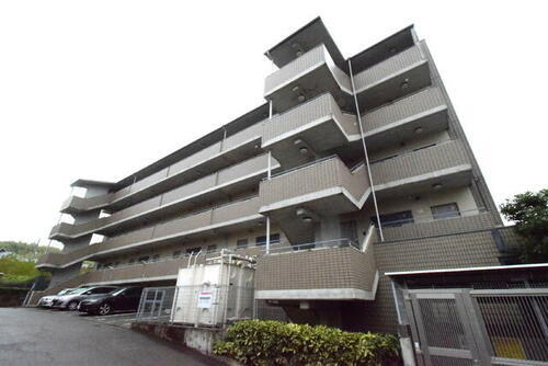 大阪府豊中市西泉丘３丁目 賃貸マンション