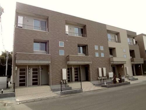 熊本県菊池郡菊陽町大字津久礼 築7年12ヶ月 3階建