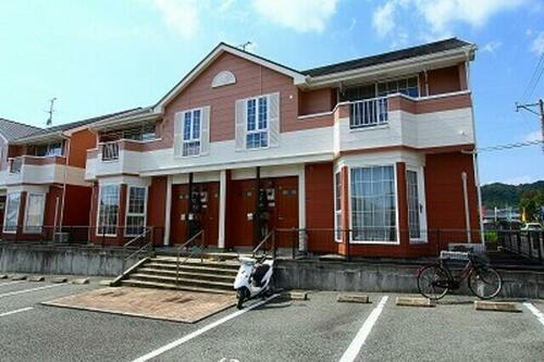 熊本県熊本市東区小山２丁目 2階建 築28年6ヶ月