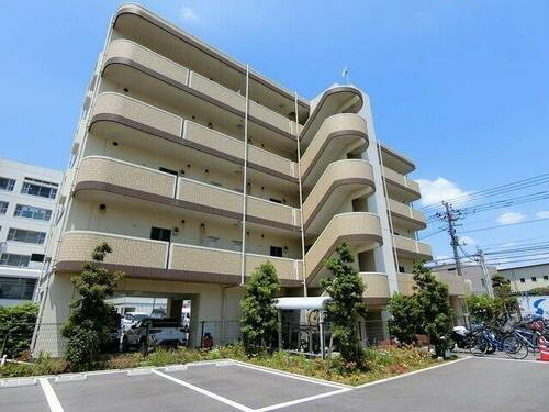 千葉県市川市鬼高４丁目 賃貸マンション