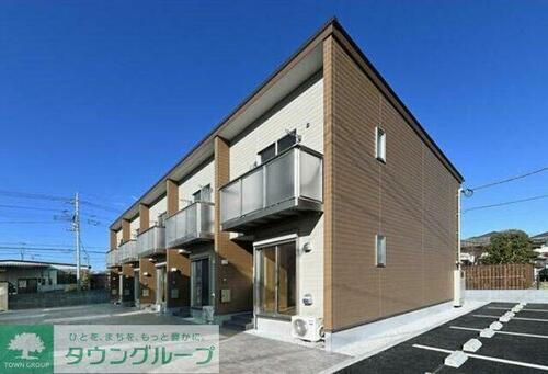 埼玉県川越市大字的場 テラスハウス