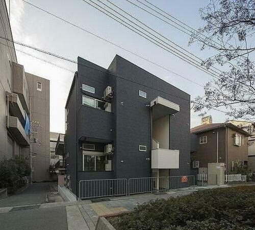 兵庫県神戸市灘区浜田町１丁目 築11年1ヶ月 2階建