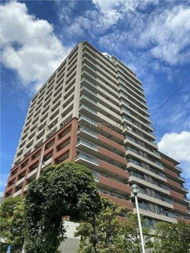 東京都世田谷区三軒茶屋２丁目 地上20階地下2階建 築20年10ヶ月