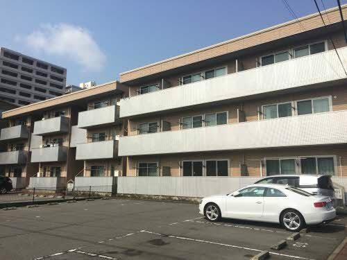 新潟県新潟市中央区南笹口２丁目 築20年11ヶ月 3階建