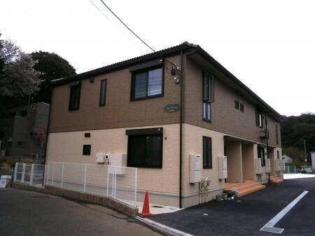 神奈川県横浜市戸塚区汲沢町 築9年9ヶ月 2階建