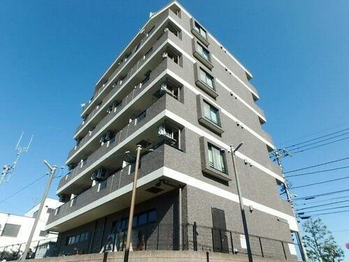 ファーストヒル 6階建