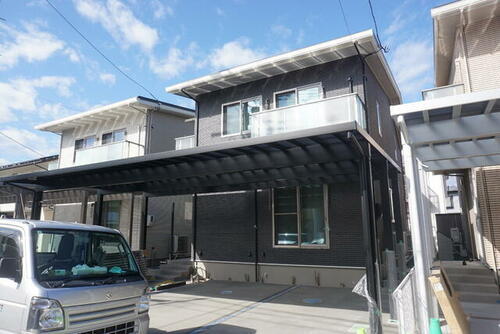 宮城県仙台市青葉区旭ケ丘３丁目 2階建 