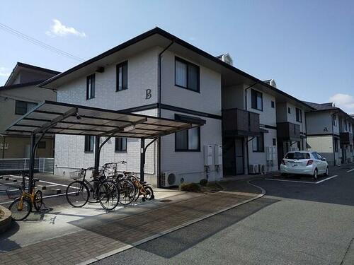 愛媛県松山市北井門３丁目 賃貸アパート