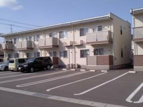 福島県福島市大森字高畑 築15年5ヶ月 2階建