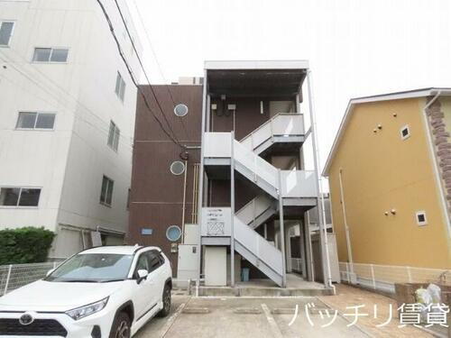 福岡県福岡市博多区東比恵３丁目 3階建 築19年11ヶ月